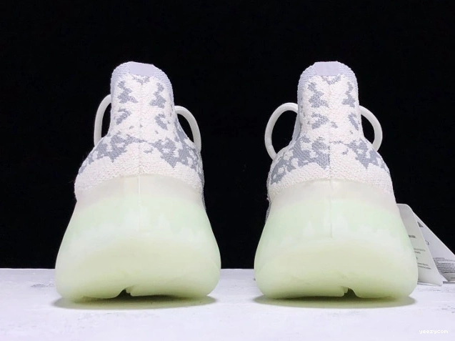 Alien Yeezy Boost Adidas FV3260 380 0720